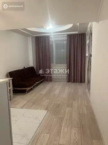 1-комнатная квартира, этаж 1 из 17, 45 м²