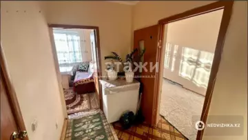 1-комнатная квартира, этаж 2 из 12, 30 м²
