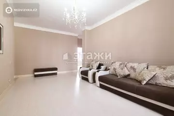 3-комнатная квартира, этаж 3 из 8, 87 м²