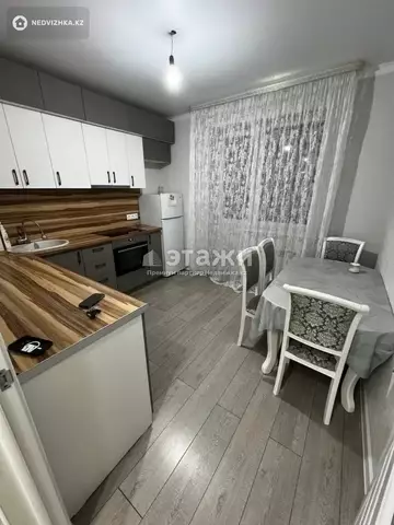 1-комнатная квартира, этаж 3 из 6, 36 м²