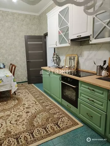 4-комнатная квартира, этаж 7 из 9, 122 м²
