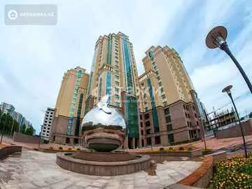 6-комнатная квартира, этаж 14 из 16, 250 м²