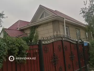 5-комнатный дом, 4.8 соток, 183 м²