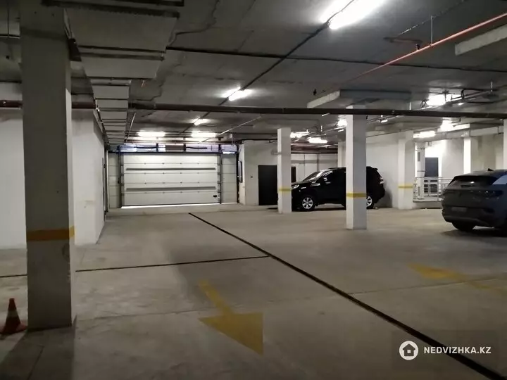 12 м², Паркинг, 12 м², изображение - 1
