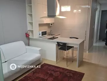 1-комнатная квартира, этаж 12 из 34, 42 м²
