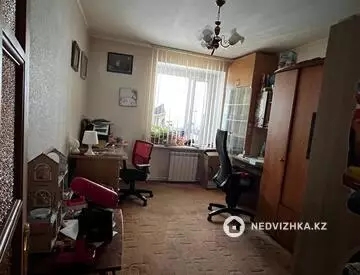 3-комнатная квартира, этаж 3 из 5, 88 м²