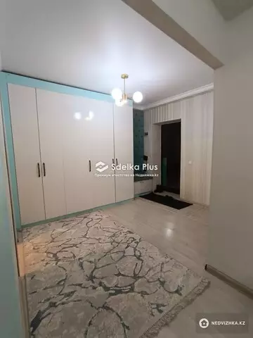 2-комнатная квартира, этаж 9 из 9, 51 м²