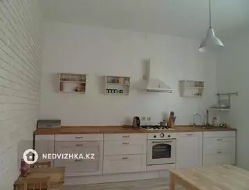 4-комнатный дом, 6 соток, 280 м²