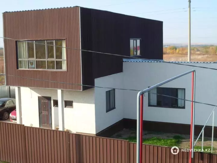 280 м², 4-комнатный дом, 6 соток, 280 м², изображение - 1