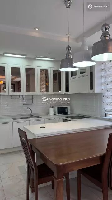 4-комнатная квартира, этаж 20 из 23, 110 м²