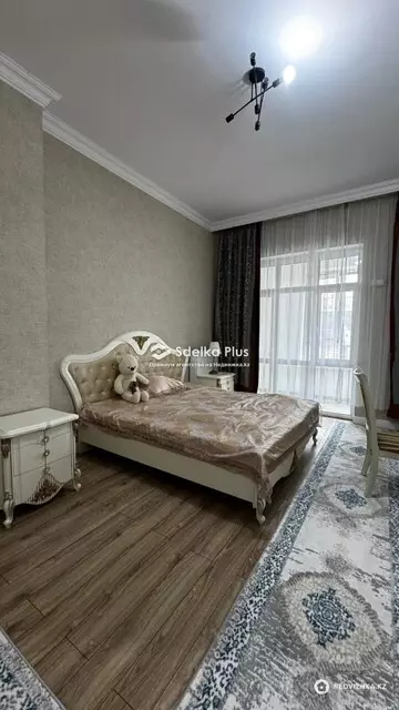 4-комнатная квартира, этаж 2 из 8, 190 м²