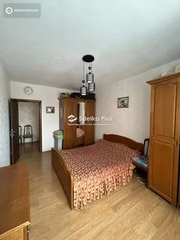 2-комнатная квартира, этаж 3 из 9, 55 м²
