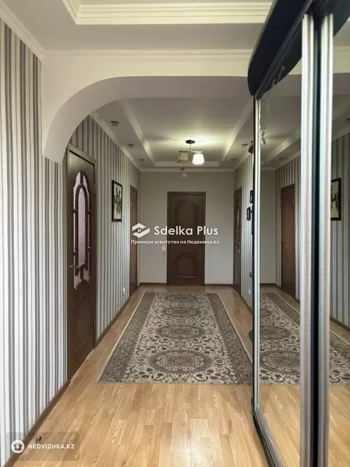 100 м², 3-комнатная квартира, этаж 8 из 10, 100 м², изображение - 1