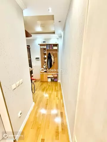 50 м², 2-комнатная квартира, этаж 10 из 12, 50 м², изображение - 2