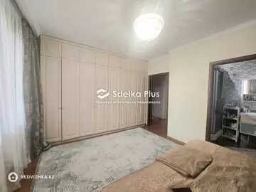 4-комнатная квартира, этаж 6 из 25, 128 м²