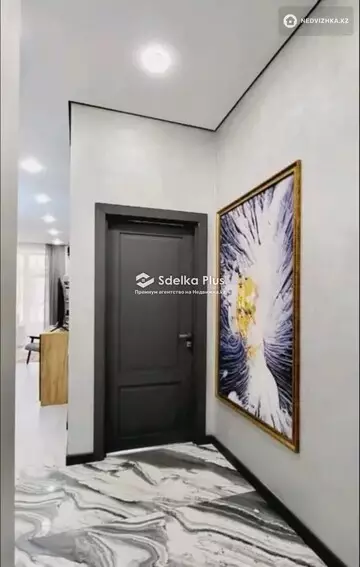 4-комнатная квартира, этаж 2 из 9, 113 м²