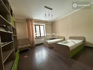 3-комнатная квартира, этаж 6 из 14, 162 м²