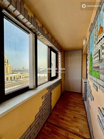 4-комнатная квартира, этаж 8 из 12, 130 м²