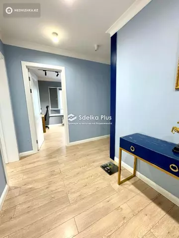 4-комнатная квартира, этаж 7 из 16, 120 м²