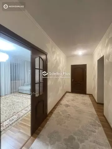 4-комнатная квартира, этаж 1 из 6, 1 231 м²
