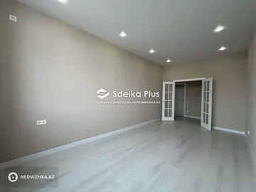 1-комнатная квартира, этаж 17 из 18, 42 м²