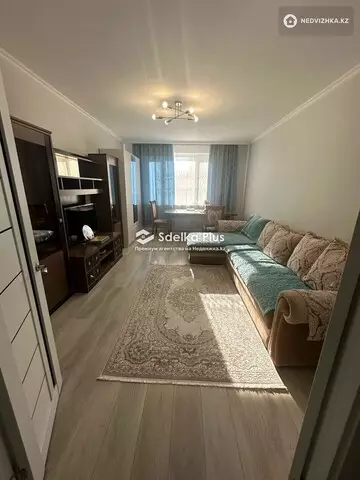 2-комнатная квартира, этаж 4 из 10, 61 м²