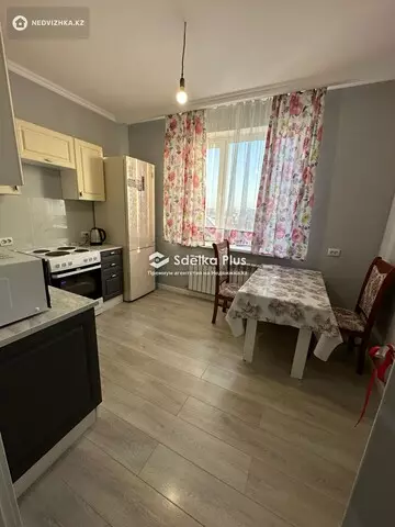 61 м², 2-комнатная квартира, этаж 4 из 10, 61 м², изображение - 6