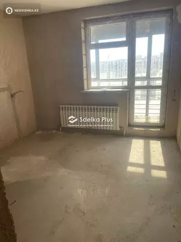 1-комнатная квартира, этаж 10 из 12, 43 м²