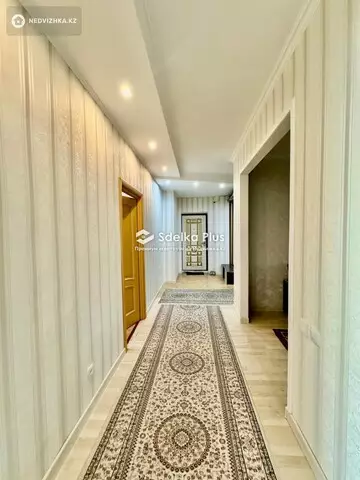 100 м², 4-комнатная квартира, этаж 3 из 9, 100 м², изображение - 0