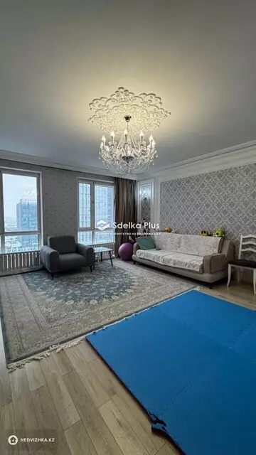 4-комнатная квартира, этаж 12 из 12, 120 м²