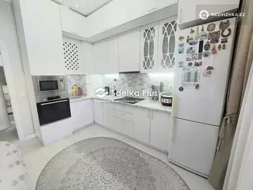 61.7 м², 2-комнатная квартира, этаж 3 из 17, 62 м², изображение - 4