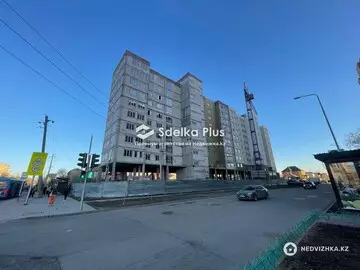 2-комнатная квартира, этаж 4 из 9, 67 м²