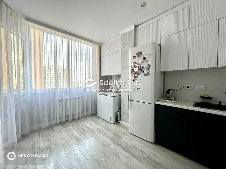 70 м², 3-комнатная квартира, этаж 7 из 14, 70 м², изображение - 1