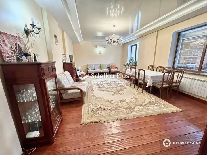 178.6 м², 4-комнатная квартира, этаж 4 из 5, 179 м², изображение - 1