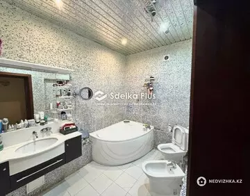 178.6 м², 4-комнатная квартира, этаж 4 из 5, 179 м², изображение - 11