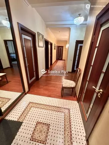 178.6 м², 4-комнатная квартира, этаж 4 из 5, 179 м², изображение - 13