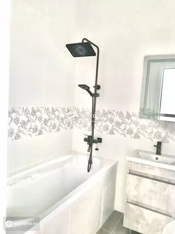 1-комнатная квартира, этаж 8 из 11, 32 м²