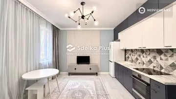 2-комнатная квартира, этаж 1 из 10, 50 м²