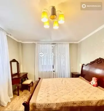 4-комнатная квартира, этаж 9 из 9, 104 м²