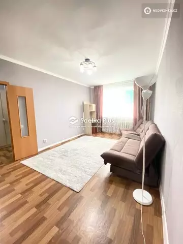 1-комнатная квартира, этаж 10 из 13, 40 м²