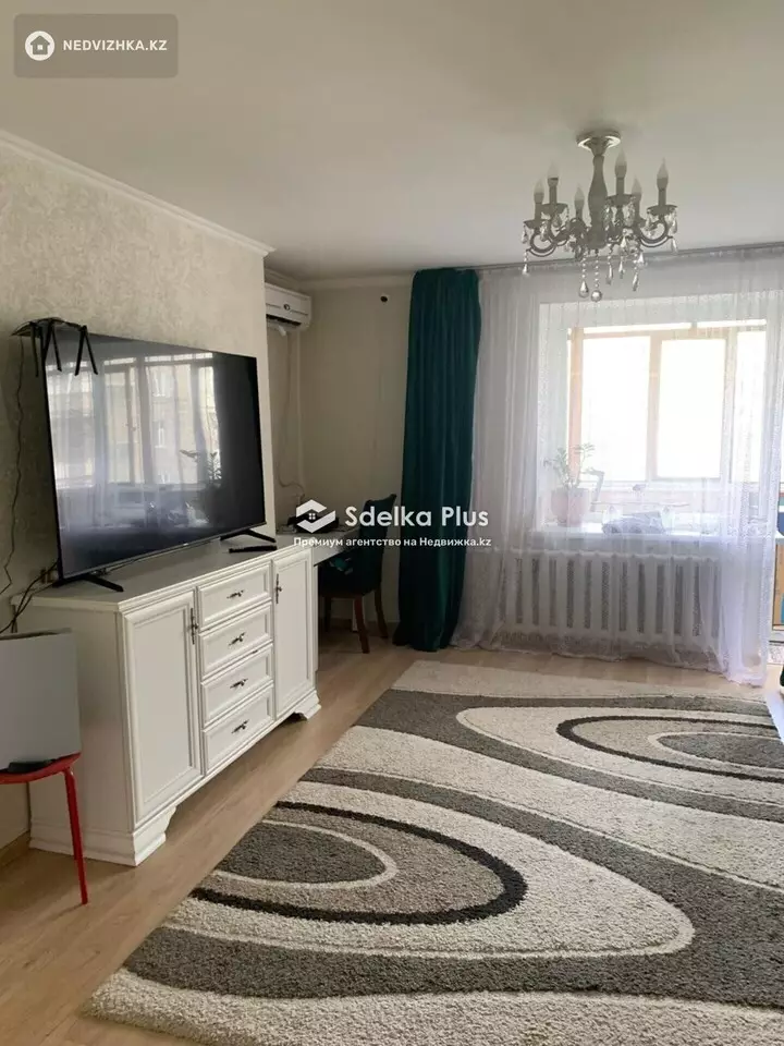 100 м², 5-комнатная квартира, этаж 6 из 9, 100 м², изображение - 1
