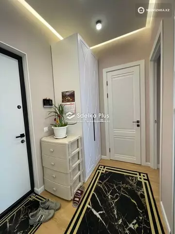 2-комнатная квартира, этаж 8 из 14, 45 м²