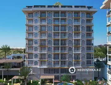 2-комнатная квартира, этаж 1 из 8, 47 м²