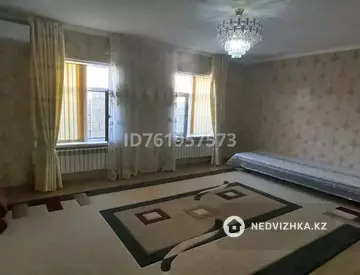 4-комнатный дом, 11 соток, 1 100 м²