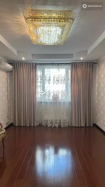 4-комнатная квартира, этаж 5 из 16, 110 м²