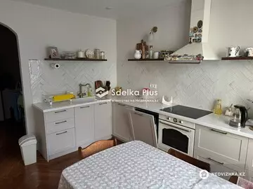 3-комнатная квартира, этаж 4 из 14, 96 м²