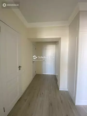 2-комнатная квартира, этаж 9 из 9, 70 м²