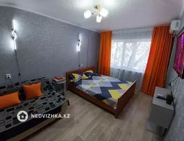 1-комнатная квартира, этаж 1 из 5, 31 м², посуточно