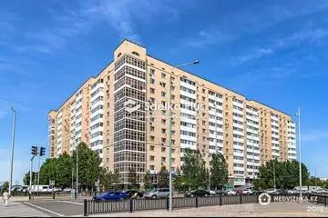 1-комнатная квартира, этаж 10 из 12, 48 м²