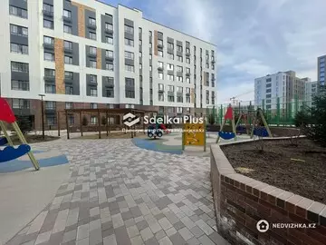 2-комнатная квартира, этаж 9 из 9, 60 м²